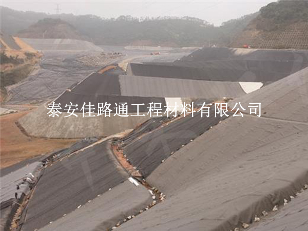 垃圾填埋場(chǎng)防滲膜鋪設(shè)不滲漏！7 個(gè)關(guān)鍵技巧筑牢環(huán)保防線